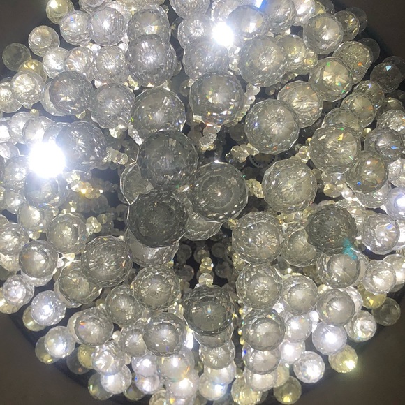 Professional Stylist - Picture 2 of 2